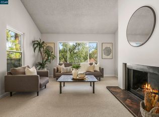 386 Camelback Rd, Pleasant Hill, CA 94523