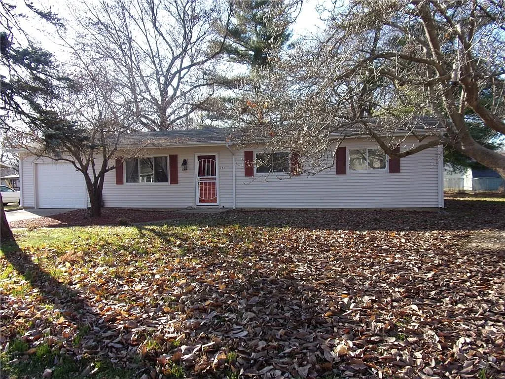 703 Parke Ave photo 1