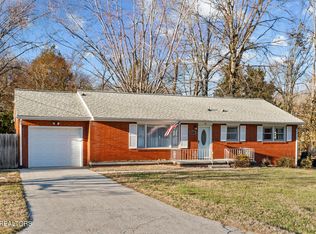 4317 Eagle Dr, Knoxville, TN 37914