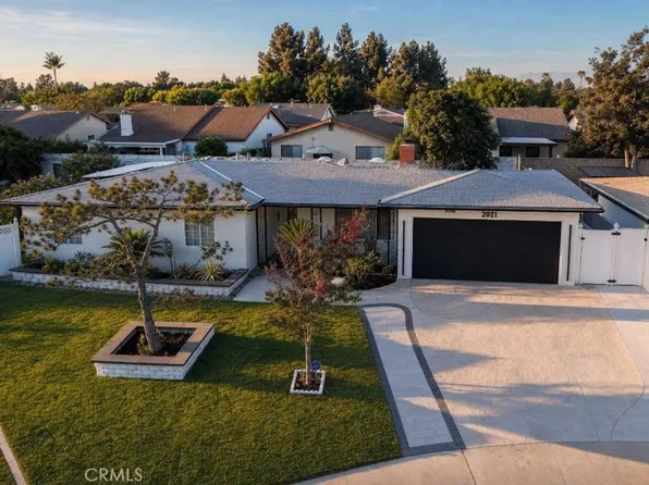 2021 Kristi Ln, Santa Ana, CA 92701