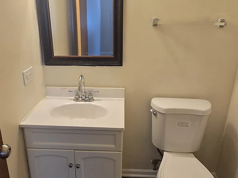 14808 Kenton Ave #3B — Photo 4