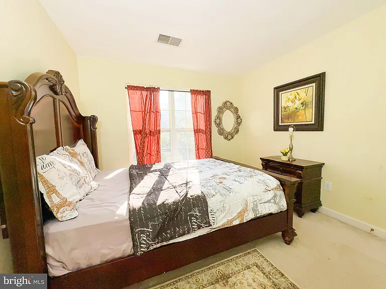2016 Wheaton Haven Ct #ROOM ONLY — Photo 2