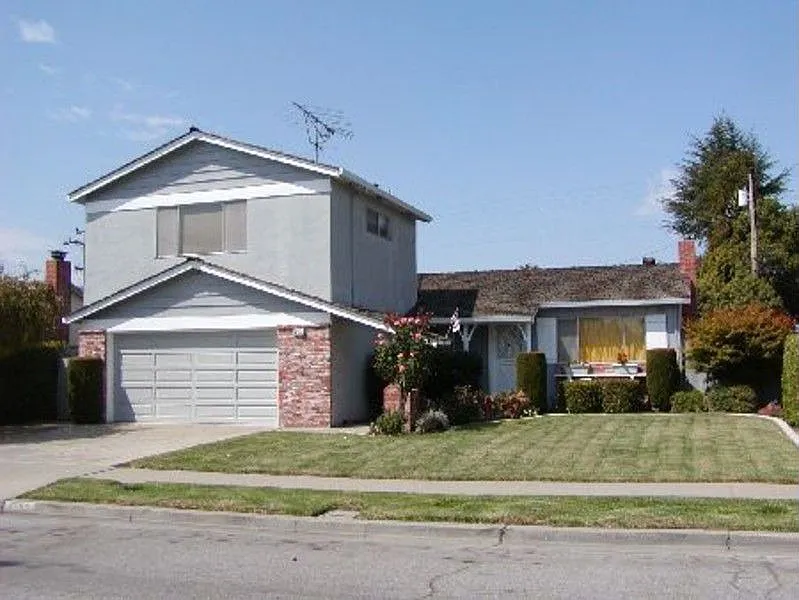 4583 Mowry Ave photo 1