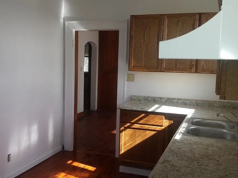 21 Woodward Ct — Photo 12