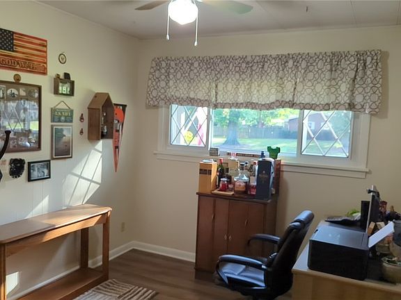 5th image of 2724 Dal Dr