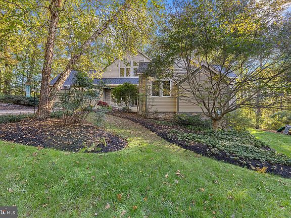 2nd image of 2815 Sagewood Dr