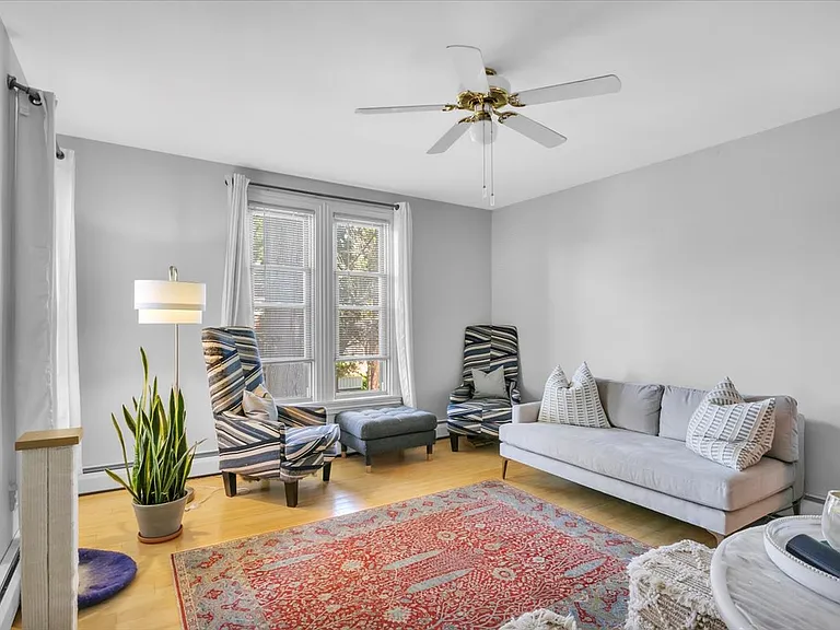 16 Lincoln Ave #4 — Photo 10