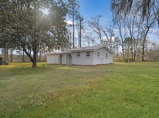52 Albert Gibson Rd, Hortense, GA 31543