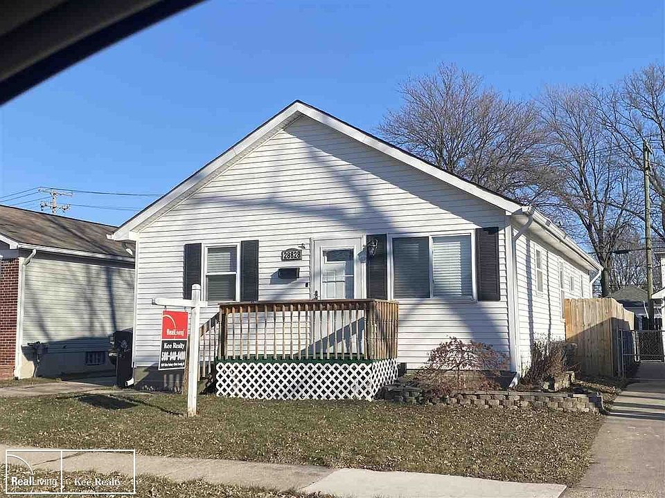 1st image of 28828 Hillview St