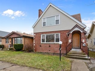 284 E 148th St, Harvey, IL 60426
