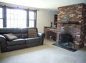 Bright L/R with Beau Fireplace