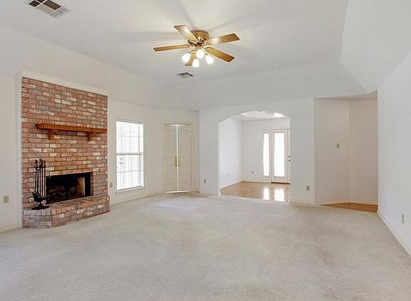 4th image of 170 Oakland Ct