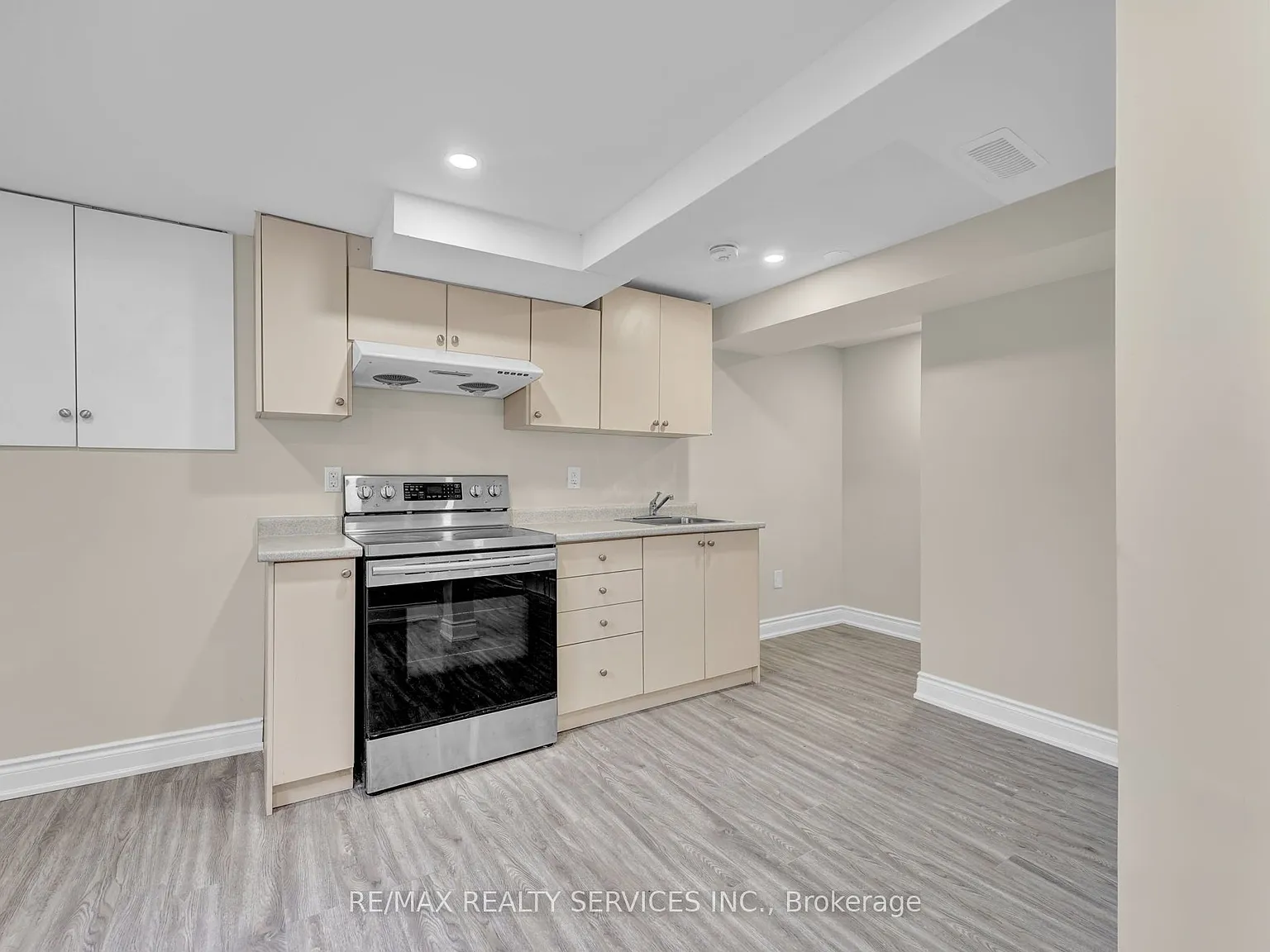 1 bed, $1,350 — Photo 4
