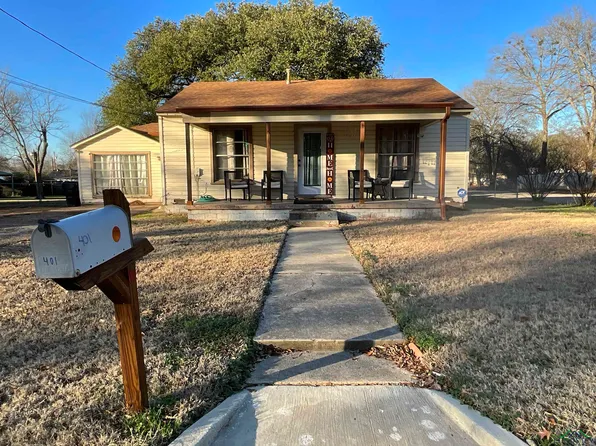 401 Marion Dr, Longview, TX 75602