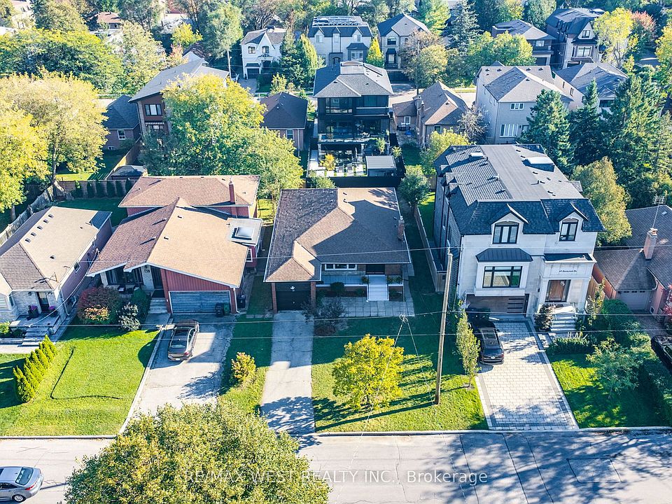 1st image of 67 Burncrest Dr
