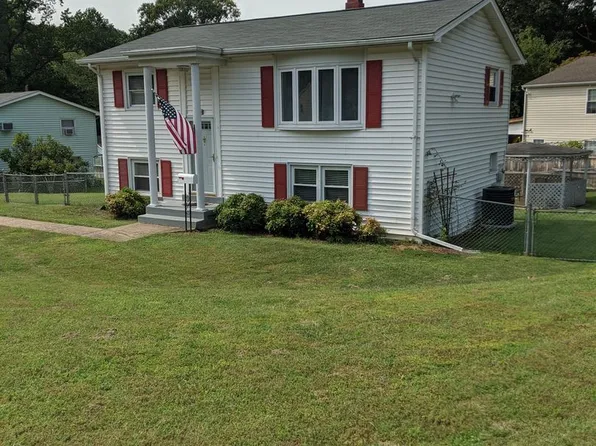 3800 Fillmore Dr, Woodbridge, VA 22193