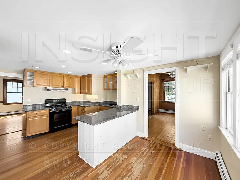 61 Moraine St — Photo 5
