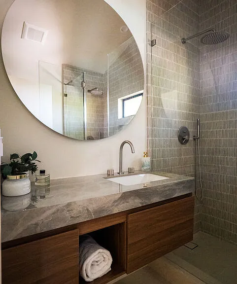 20466 Miranda St — Photo 21