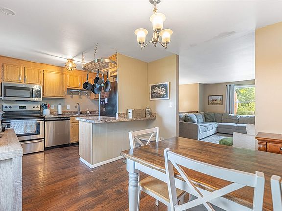 5th image of 2026 Munich Ave