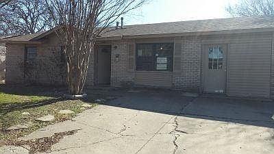 1st image of 1318 Briarwood Dr