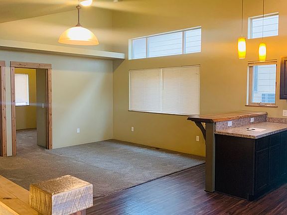 2nd image of 4428 Deveraux Pl Unit B