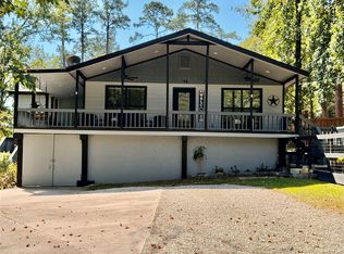 94 Gov Bell Dr, Pointblank, TX 77364