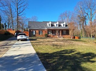 1320 Teagues Xing, Winston Salem, NC 27103