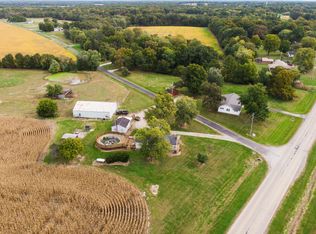 1301 Oniontown Rd, Walnut Hill, IL 62893