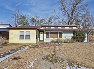 7915 Glenside Pl, Saint Louis, MO 63130