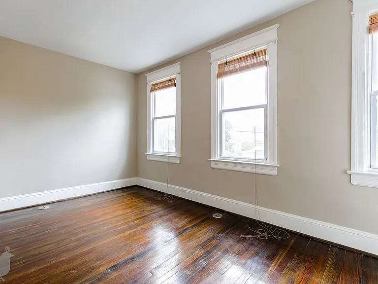 1802 14th St SE — Photo 43