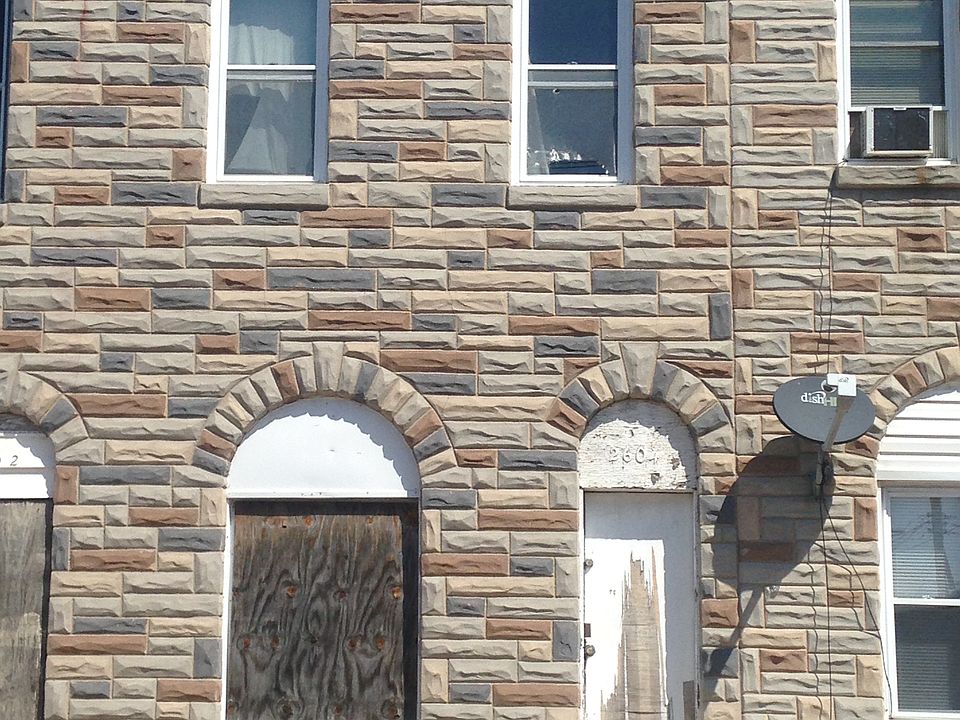 2nd image of 2604 E Oliver St