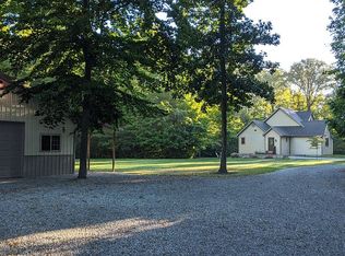 2388 Cremean Rd, Lima, OH 45807