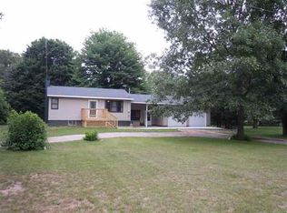 640 N 1025 E, Knox, IN 46534