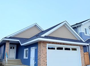 3325 Chickadee Dr NW, Edmonton, AB T5S0K9