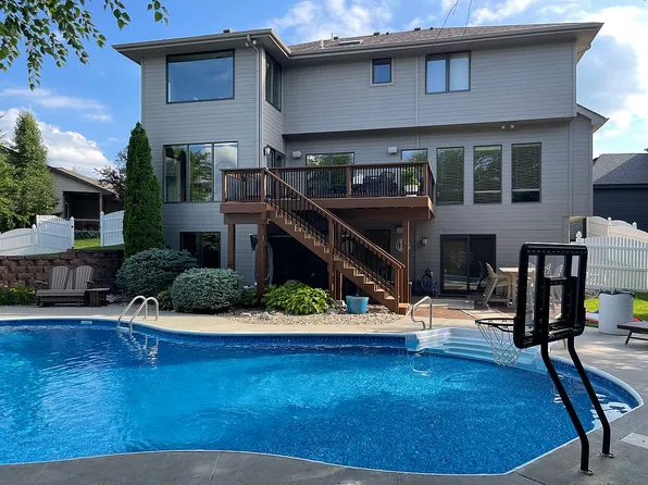 10356 Virginia Cir, La Vista, NE 68128