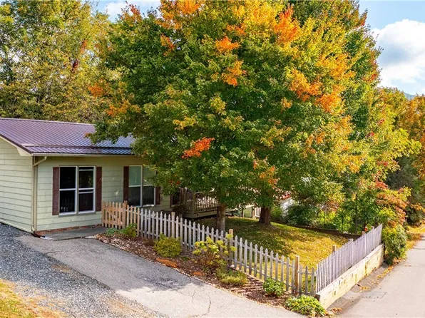 510 Bare Street, West Jefferson, NC 28694