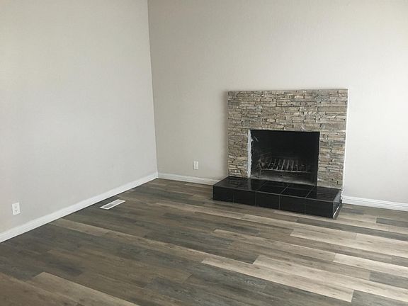 2nd image of 1059 Palmwood Dr