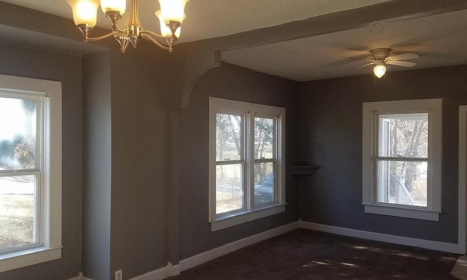 2nd image of 1527 S Home Ave