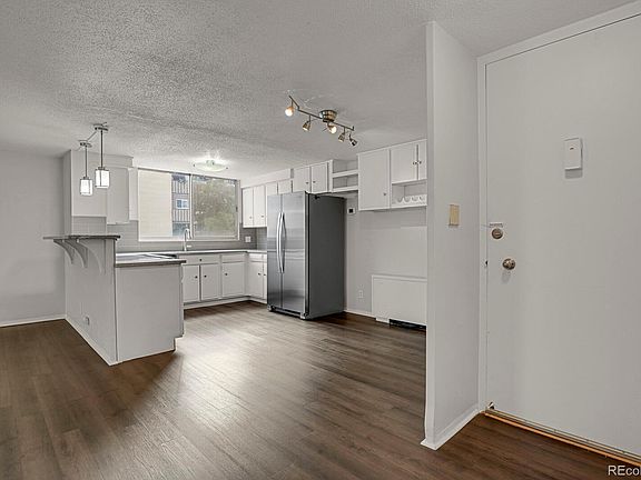 4th image of 1155 N Ash Street #402