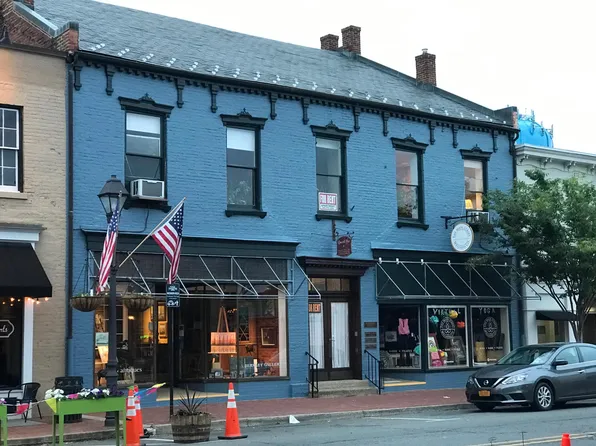33 Main St APT 3, Warrenton, VA 20186