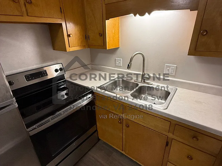 1401 3rd St SW #15 — Photo 2