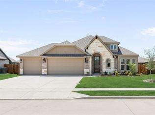 902 Willowbanks Dr, Nevada, TX 75173
