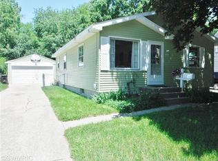 43 35th St SE, Wyoming, MI 49548