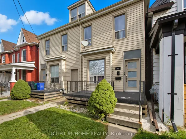 298 Emerald St N #1, Hamilton, ON L8L 5L3