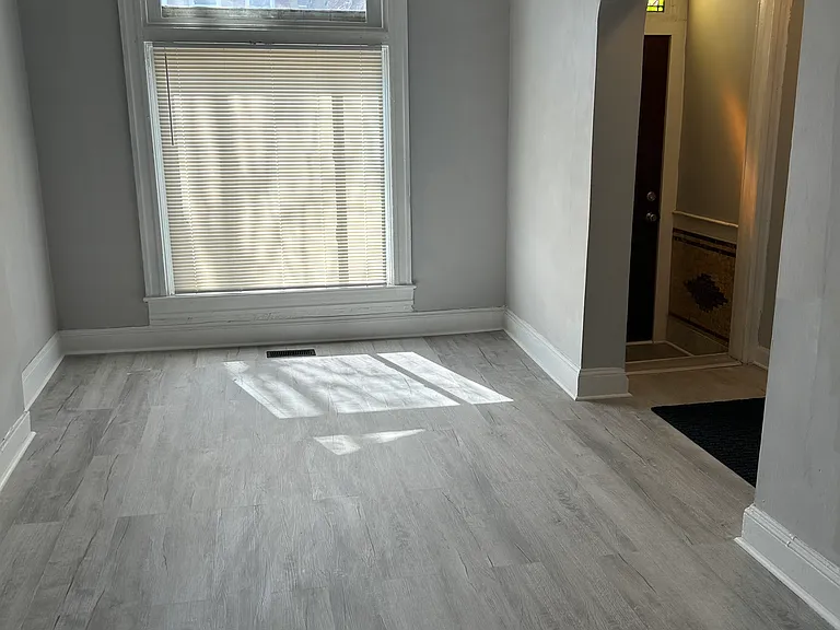 2644 Harlem Ave — Photo 6