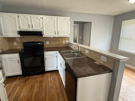 3748 Signet Dr — Photo 8