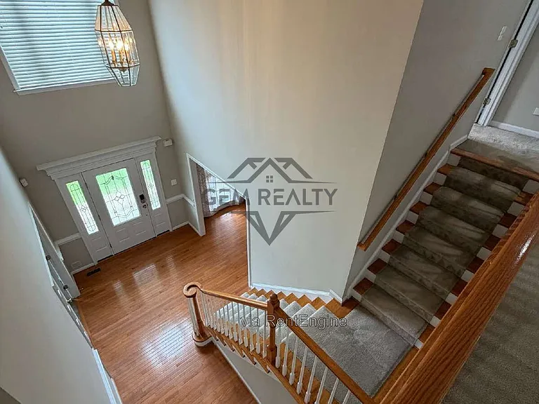 10410 Silver Creek Ct — Photo 44