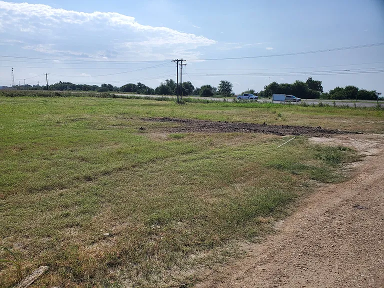 24301 US Highway 79 — Photo 3