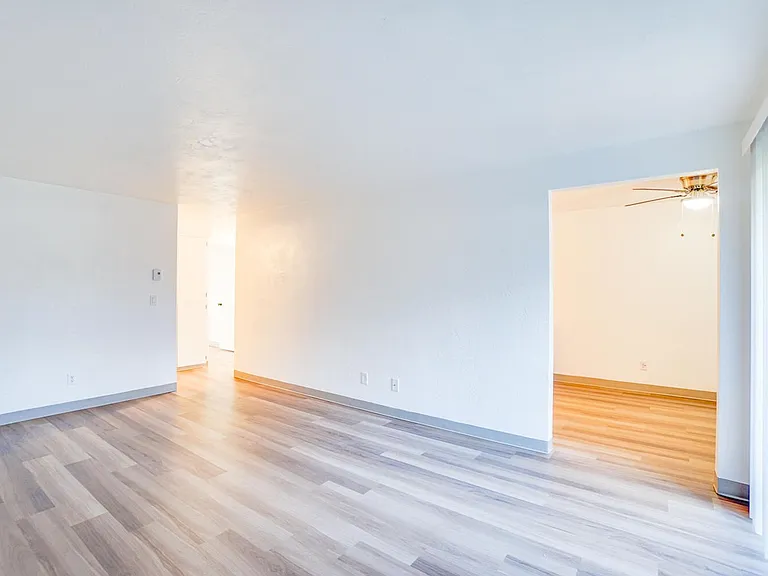 Westwood Apartments — Photo 17