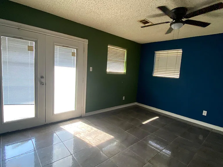 1615 Casa Calvo St — Photo 5